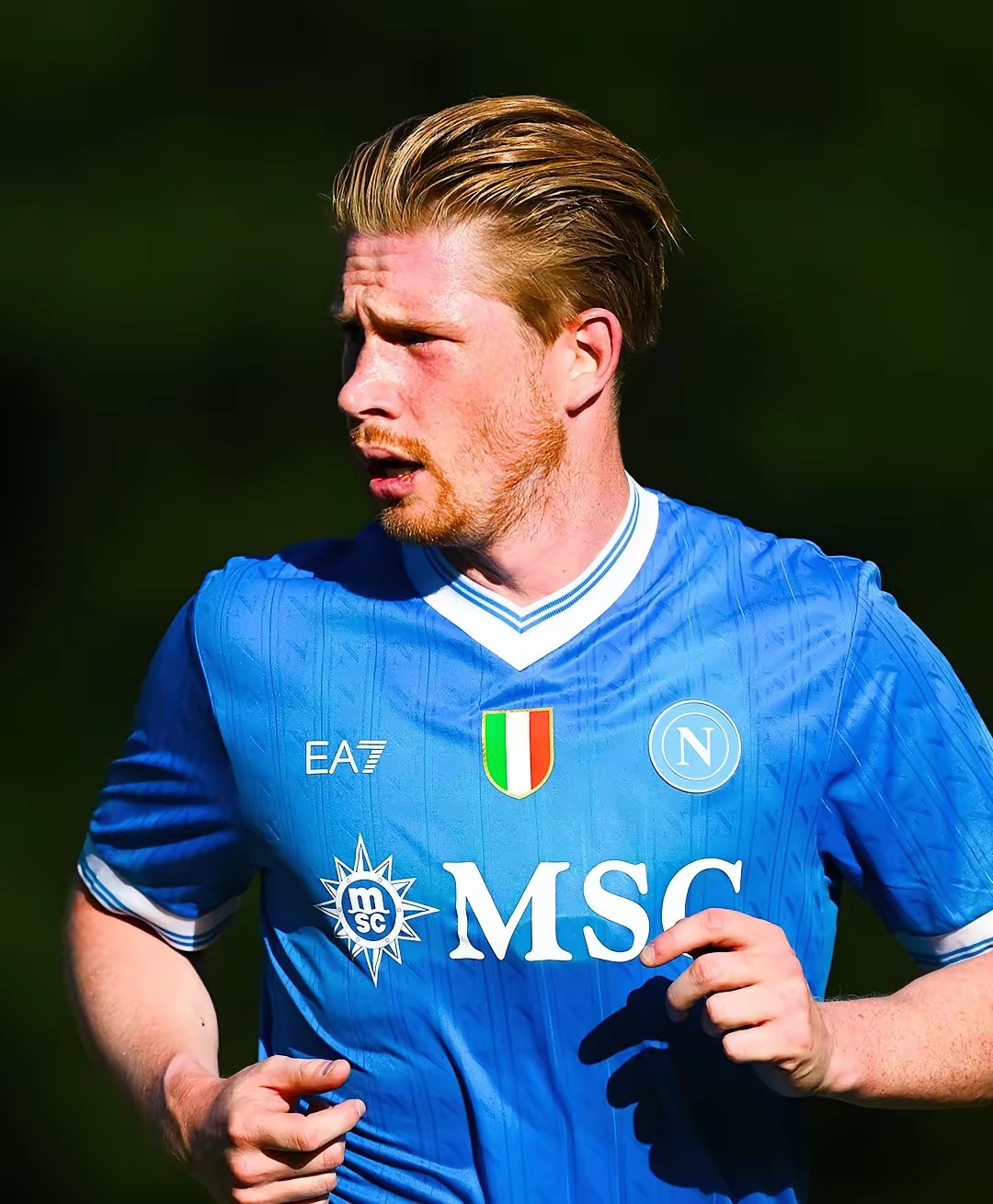 巴尔的摩金莺队特兰博（Mark Trumbo）夺得 2016 美联本垒打王