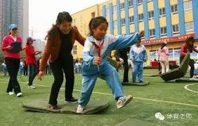 2016年中美男篮首场热身赛在斯台普斯举行＂